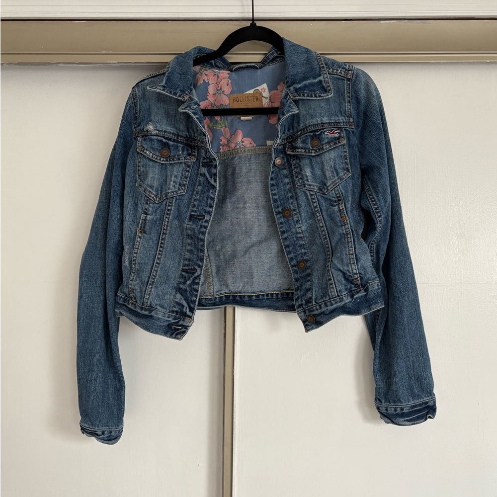 Hollister cropped denim jacket